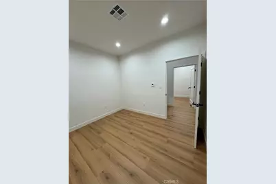 1114 W Magnolia, Burbank, CA 91506 - Photo 3