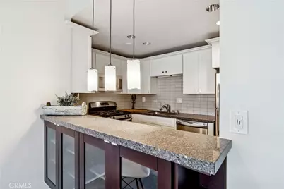 17352 W Sunset #103, Pacific Palisades, CA 90272 - Photo 5