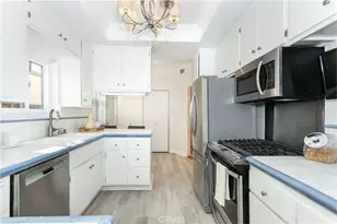 817 10th St, Santa Monica, CA 90403 - Photo 9