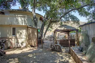 8618 La Tuna Canyon Rd, Los Angeles, CA 91352 - Photo 27