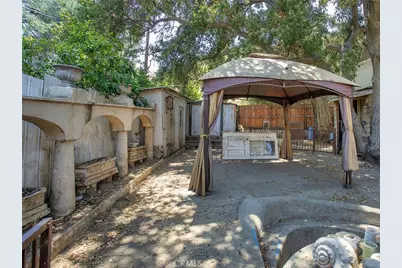 8618 La Tuna Canyon Road, Los Angeles, CA 91352 - Photo 29