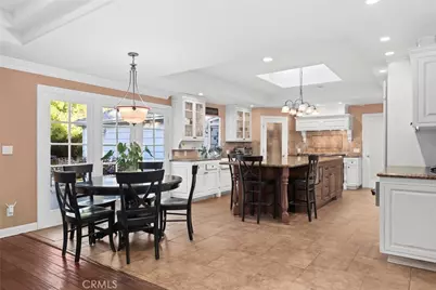 23051 Oxnard Street, Woodland Hills, CA 91367 - Photo 21