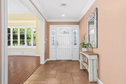 23051 Oxnard Street, Woodland Hills, CA 91367 - Photo 7