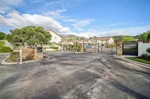 13042 Mesa Verde Way, Sylmar, CA 91342 - Photo 35