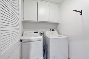 7100 Balboa Blvd, Lake Balboa, CA 91406 - Photo 27