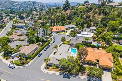 1801 Greenbriar Road, Glendale, CA 91207 - Photo 73