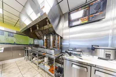 341 N Victory Boulevard, Burbank, CA 91502 - Photo 3