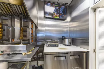 341 N Victory Boulevard, Burbank, CA 91502 - Photo 5