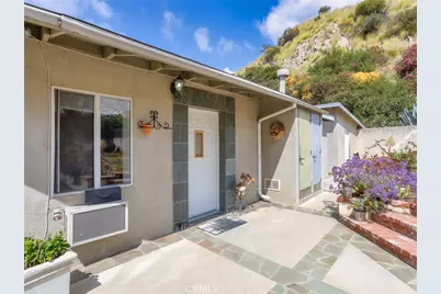 9613 La Tuna Canyon Road, Los Angeles, CA 91352 - Photo 21