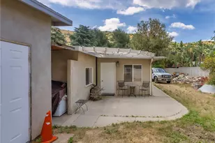 9613 La Tuna Canyon Rd, Los Angeles, CA 91352 - Photo 39