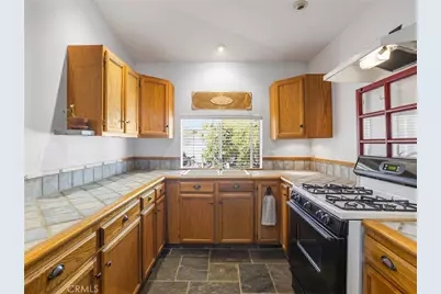 9613 La Tuna Canyon Road, Los Angeles, CA 91352 - Photo 23