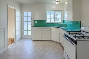 487 E Providencia, Burbank, CA 91501 - Photo 9