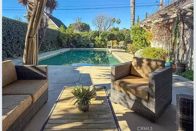 405 N Beachwood, Burbank, CA 91506 - Photo 35