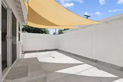 2129 N Pepper Street, Burbank, CA 91505 - Photo 51