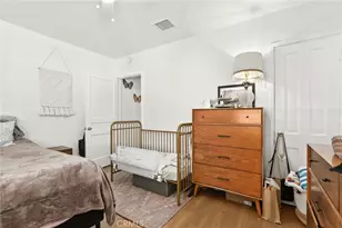 2129 N Pepper St, Burbank, CA 91505 - Photo 21