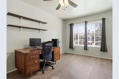 228 N Beachwood Drive, Burbank, CA 91506 - Photo 23