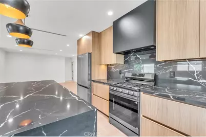 13449 Stagg Street, Panorama City, CA 91402 - Photo 21