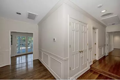 5504 Donna Avenue, Tarzana, CA 91356 - Photo 17