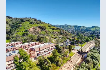 9325 Sunland Park #23, Los Angeles, CA 91352 - Photo 51