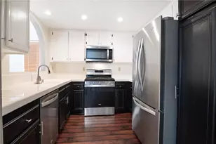 25126 Steinbeck Ave, Stevenson Ranch, CA 91381 - Photo 9