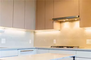 877 Francisco, Los Angeles, CA 90017 - Photo 11