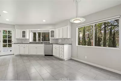 272 Manzanita, Thousand Oaks, CA 91361 - Photo 15