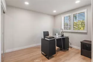 23301 Montecito, Valencia, CA 91354 - Photo 27