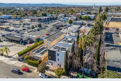 6421 Troost, North Hollywood, CA 91606 - Photo 39