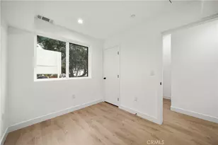 171 S Hoover, Los Angeles, CA 90004 - Photo 39