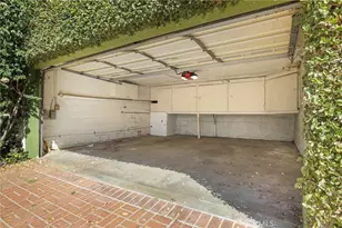 11575 Amanda Dr, Studio City, CA 91604 - Photo 15