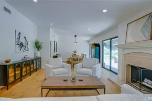 22914 Gershwin Dr, Woodland Hills, CA 91364 - Photo 9