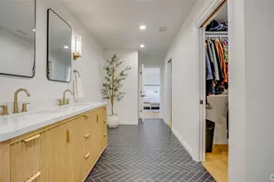 22914 Gershwin Dr, Woodland Hills, CA 91364 - Photo 21