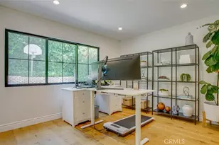 22914 Gershwin Dr, Woodland Hills, CA 91364 - Photo 39