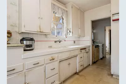 13607 Huston Street, Sherman Oaks, CA 91423 - Photo 7