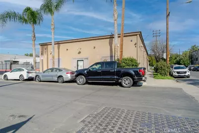 14701 Calvert Street, Van Nuys, CA 91411 - Photo 17