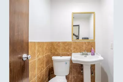 14701 Calvert Street, Van Nuys, CA 91411 - Photo 15