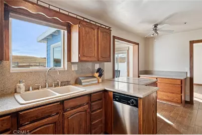 17050 Lancaster Road, Lancaster, CA 93536 - Photo 9