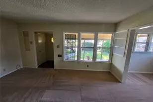 532 N Reese, Burbank, CA 91506 - Photo 5