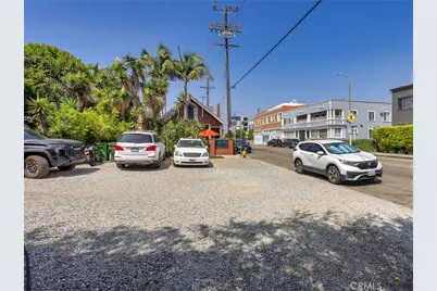 1909 Pacific Avenue, Venice, CA 90291 - Photo 3