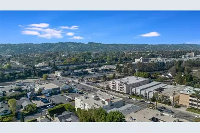 4832 Whitsett Avenue #301, Valley Village, CA 91607 - Photo 33