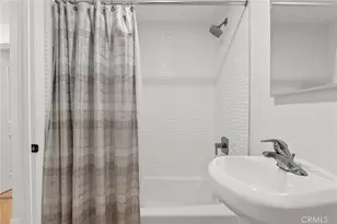 5164 N Faris Ln, Woodland Hills, CA 91364 - Photo 33