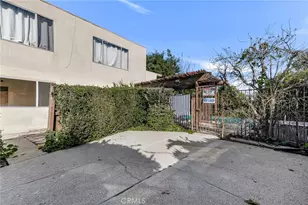 15542 Sherman Way, Van Nuys, CA 91406 - Photo 13