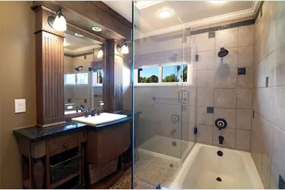 544 N California Street, Burbank, CA 91505 - Photo 13