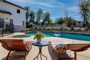 922 Carefree, Simi Valley, CA 93065 - Photo 35
