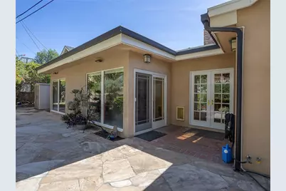 1012 N Sunset Canyon Drive, Burbank, CA 91504 - Photo 57