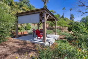 1012 N Sunset Canyon Dr, Burbank, CA 91504 - Photo 51