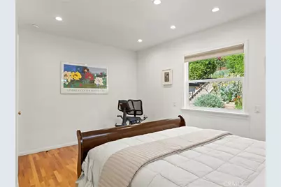 1012 N Sunset Canyon Drive, Burbank, CA 91504 - Photo 33