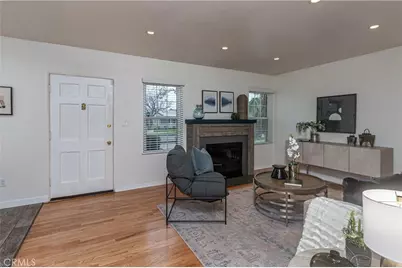 211 S Keystone, Burbank, CA 91506 - Photo 3