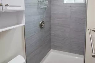 211 S Keystone, Burbank, CA 91506 - Photo 41