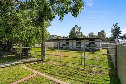 10436 La Tuna Canyon Road, Los Angeles, CA 91352 - Photo 25